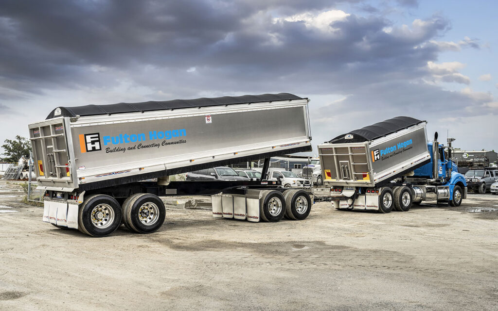 FortySeven Industries Hamelex White truck dog tipper